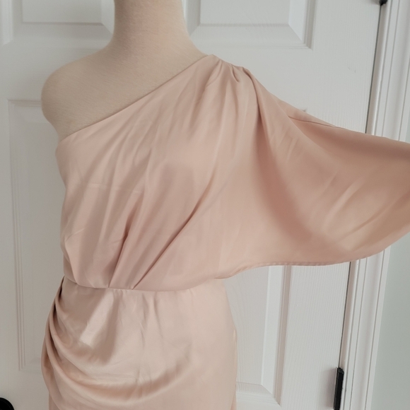 NWT Nyasia One Shoulder Dress M - Picture 5 of 16
